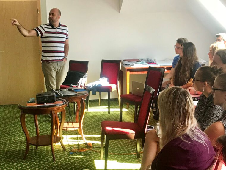 Právníci HAVEL & PARTNERS a lektoři její vzdělávací AKADEMIE přednášeli na letošním ročníku Školy lidských práv