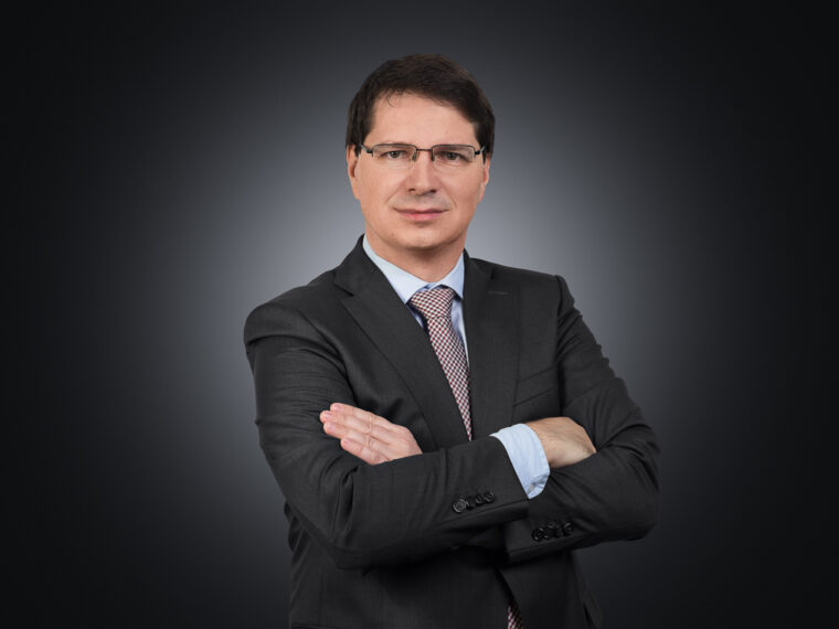 Dušan Sedláček je spoluautorem nové publikace Nakladatelství C. H. Beck Transformace a restrukturalizace podniku