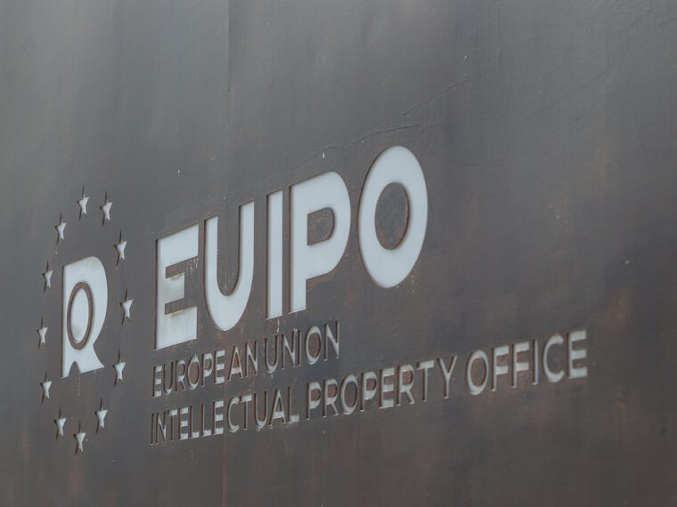 Ochranné známky a průmyslové vzory se slevou