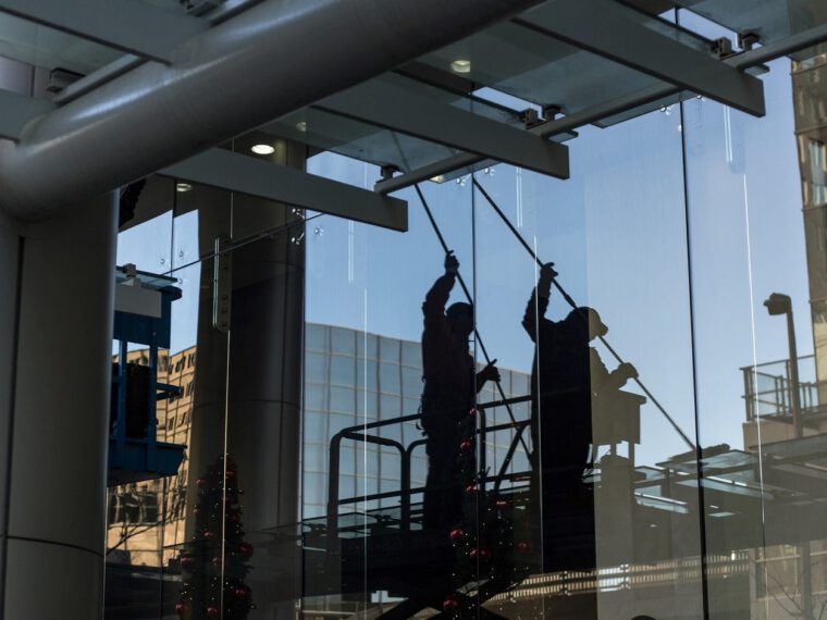 HAVEL & PARTNERS poradensky vedla mezinárodní akvizici v oblasti facility managementu