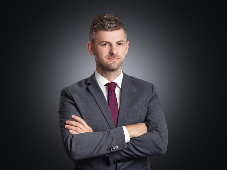 Tím HAVEL & PARTNERS pre oblasť Farmácie a zdravotníctva posilňuje advokát Michal Blahovec