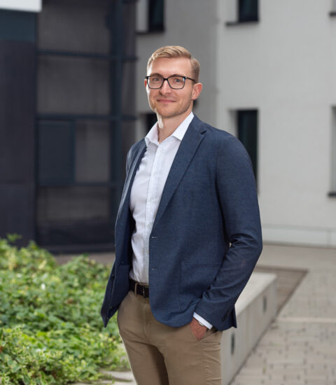 Mgr. Peter  Košecký