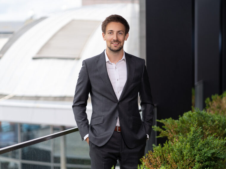 Velcí vs. malí: výhody a nevýhody