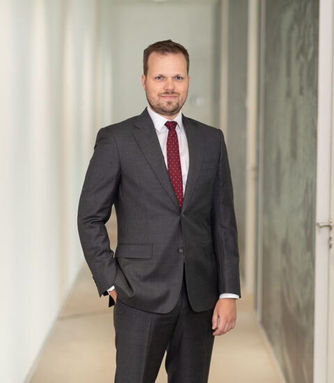 Mgr. Bc.  Pavel  Ondrák 