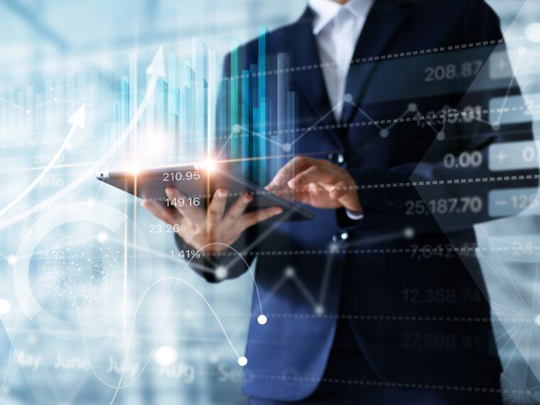 Poradenství pro PricewaterhouseCoopers při prodeji Global Mobility Tax and Immigration Services