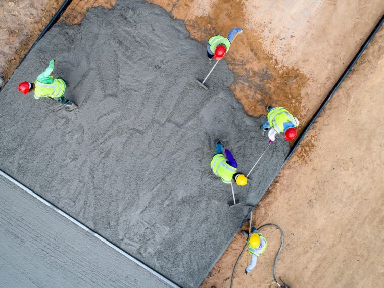 Právní poradenství pro Czechoslovak Capital Partners při insolvenční reorganizaci výrobce betonáren