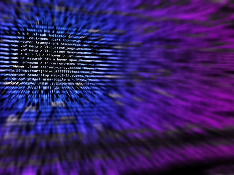 Grand Theft Data: Hacking City, aneb jak postupovat, když Vaši AAA hru zveřejní hacker