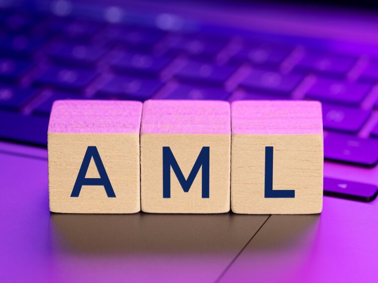 Bude nově rejstřík o evidenci skutečných majitelů neveřejný aneb jaké důsledky bude mít rozhodnutí Soudního dvora EU o zneplatnění části AML směrnice?