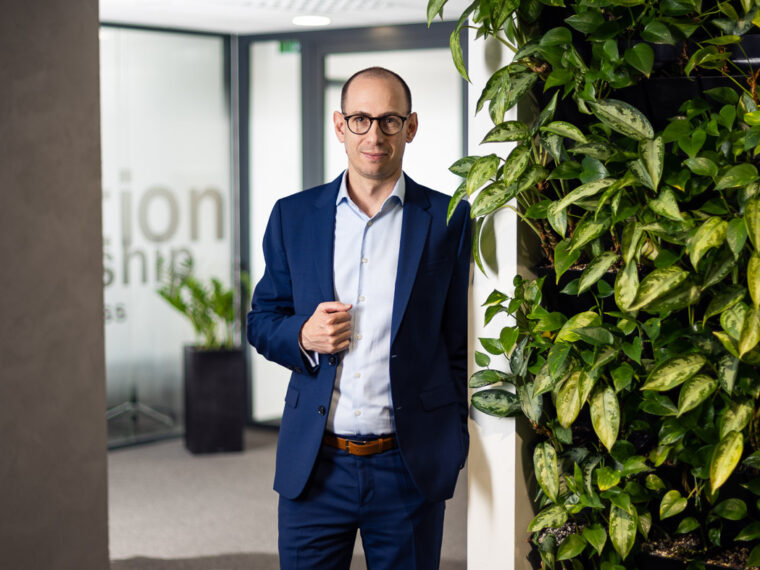 Tím HAVEL & PARTNERS posilnil na pozícii counsel špecialista na oblasť poisťovníctva Martin Petruľák